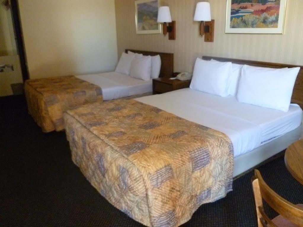 פורט קולינס Americas Best Value Inn & Suites Ft Collins E At I-25 מראה חיצוני תמונה