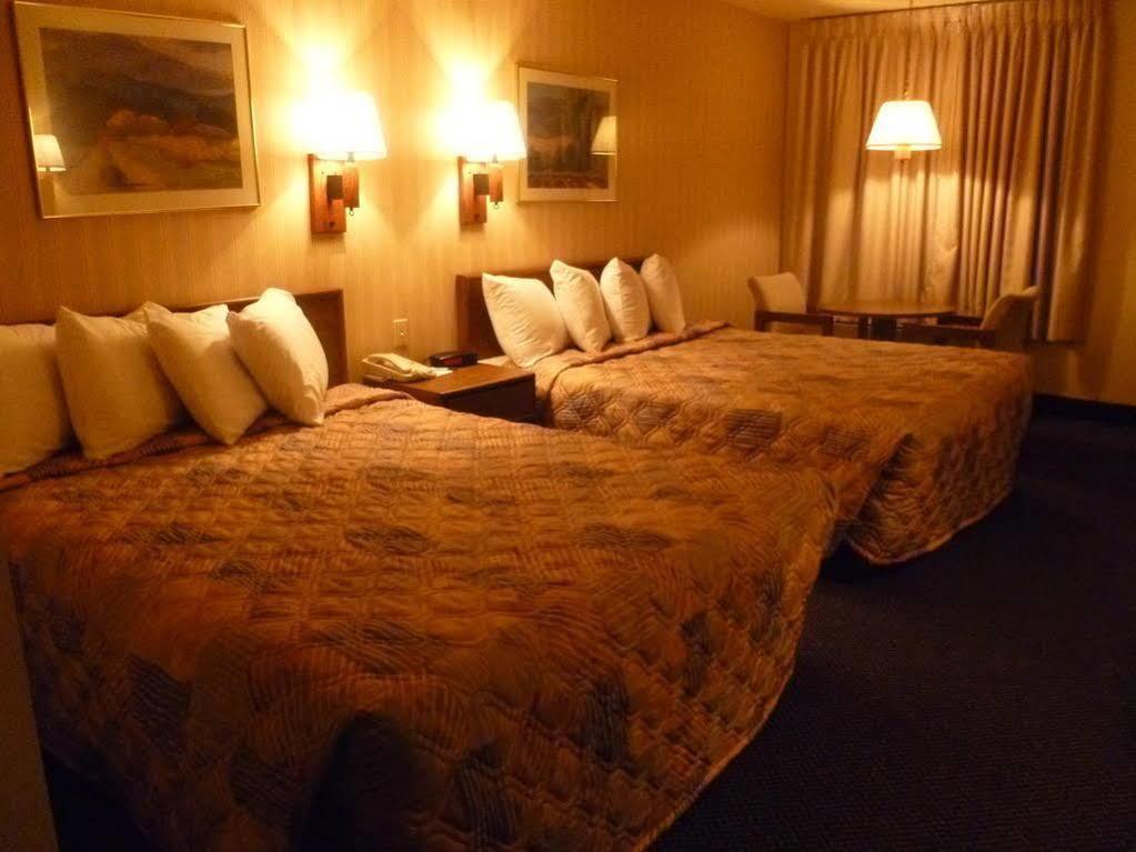 פורט קולינס Americas Best Value Inn & Suites Ft Collins E At I-25 מראה חיצוני תמונה