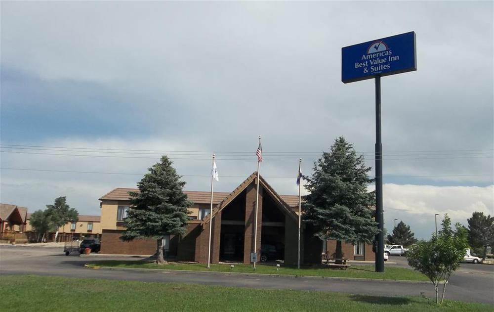 פורט קולינס Americas Best Value Inn & Suites Ft Collins E At I-25 מראה חיצוני תמונה
