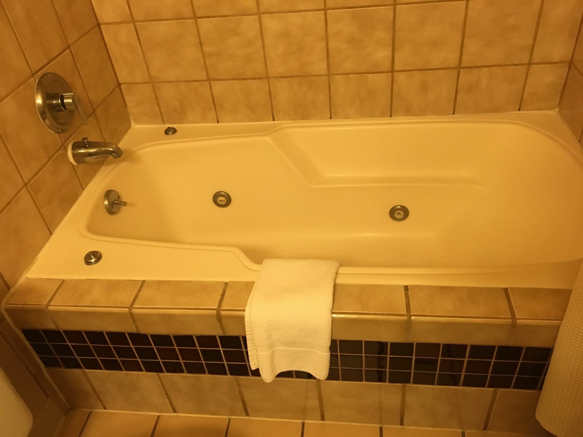 פורט קולינס Americas Best Value Inn & Suites Ft Collins E At I-25 מראה חיצוני תמונה