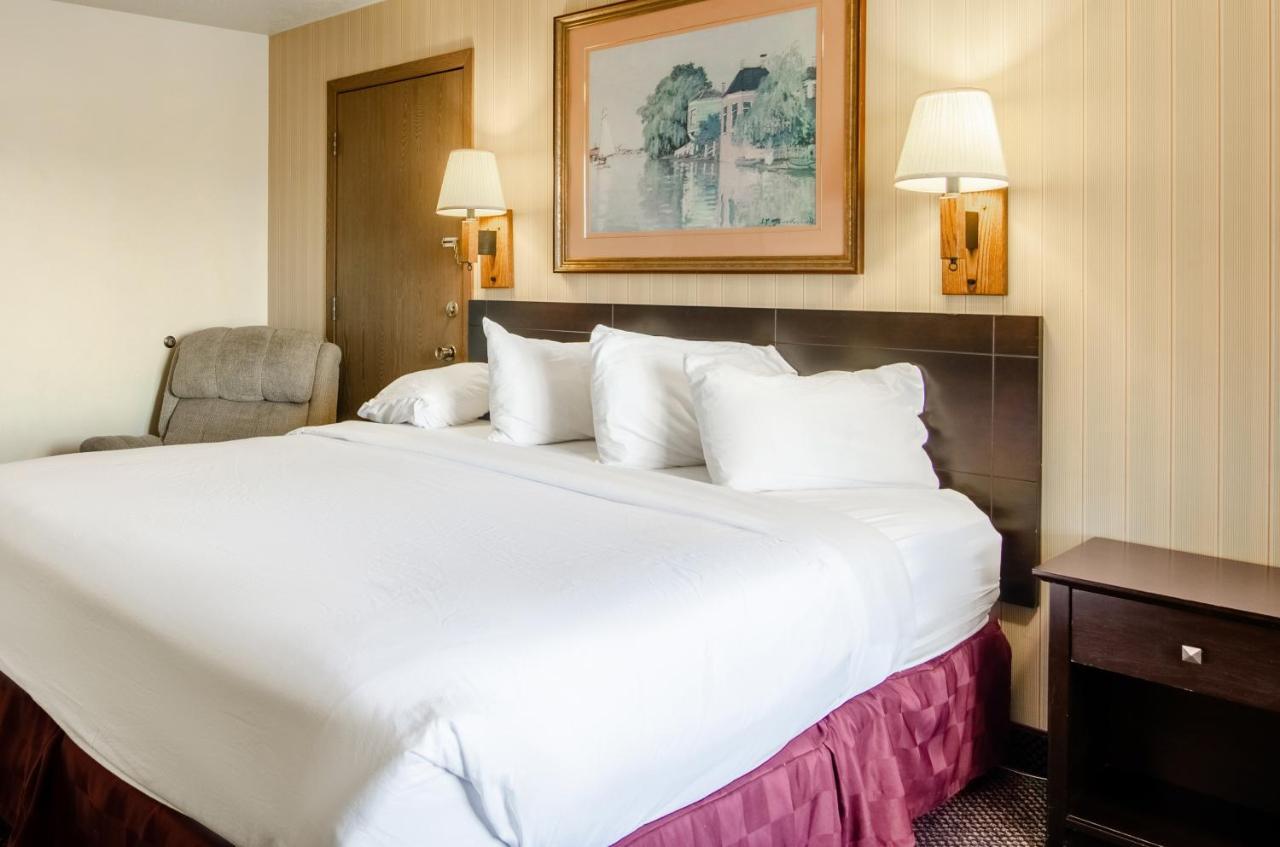 פורט קולינס Americas Best Value Inn & Suites Ft Collins E At I-25 מראה חיצוני תמונה